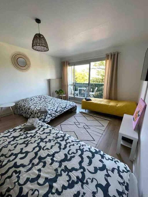 Grand Studio Pro Calme Proche Centre Commodites Talence Esterno foto