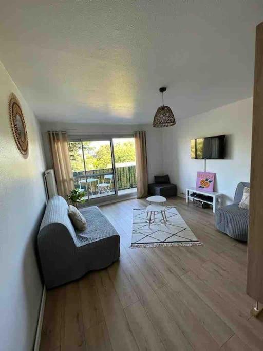 Grand Studio Pro Calme Proche Centre Commodites Talence Esterno foto